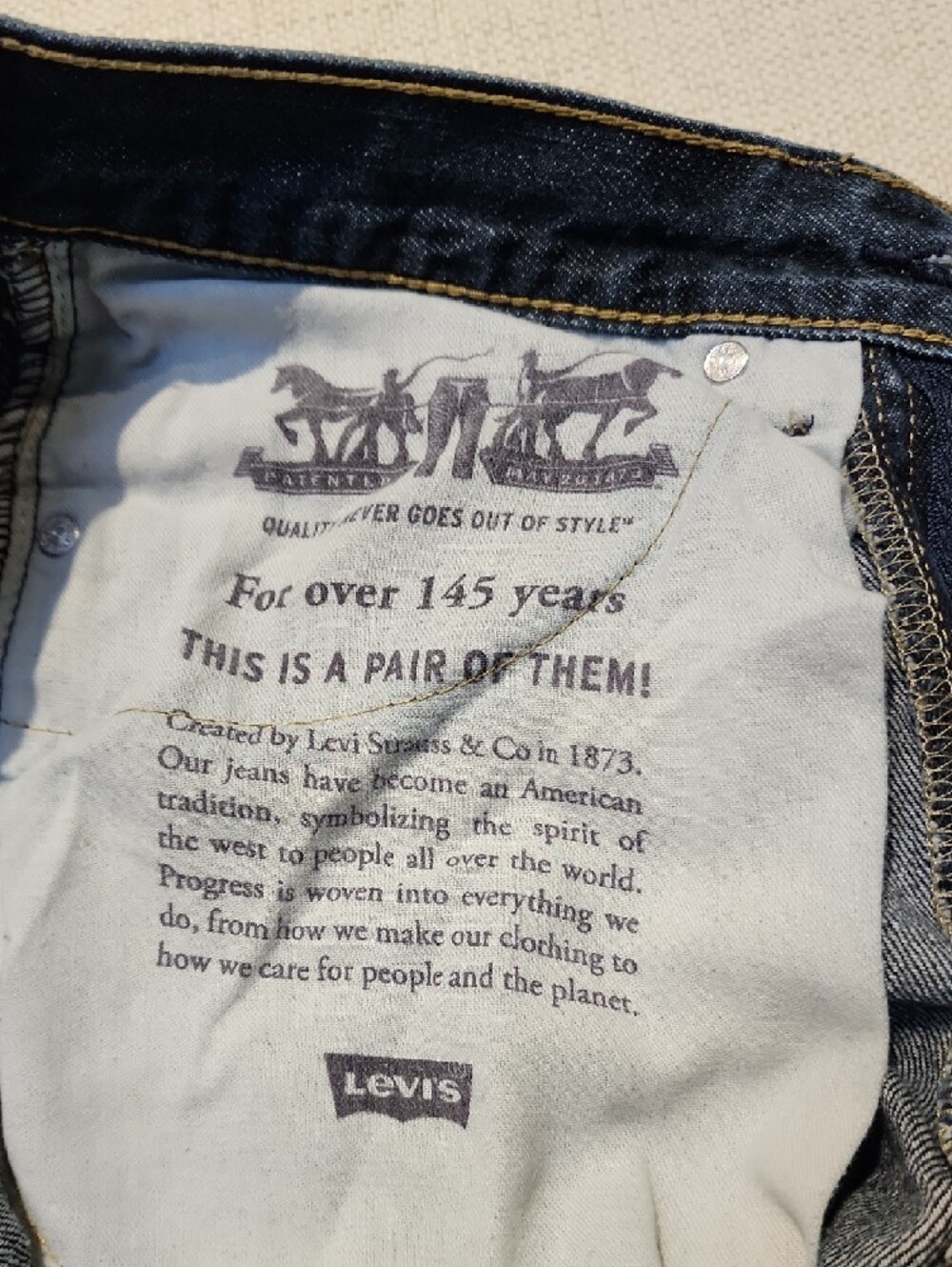 Levi's Men’s Dark Indigo Straight Leg Jeans - Picture 5 of 6